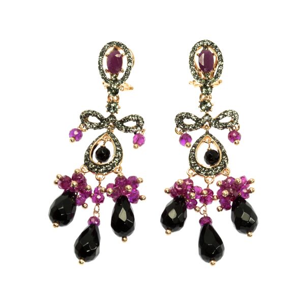 Серьги из серебра 925 пробы с ониксом, рубинами и фианитами
