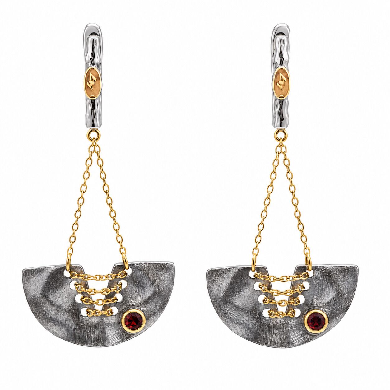 Серьги из серебра 925 пробы с гранатами