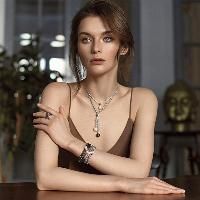 Каждому будуару — по сотуару: выбираем длинные колье