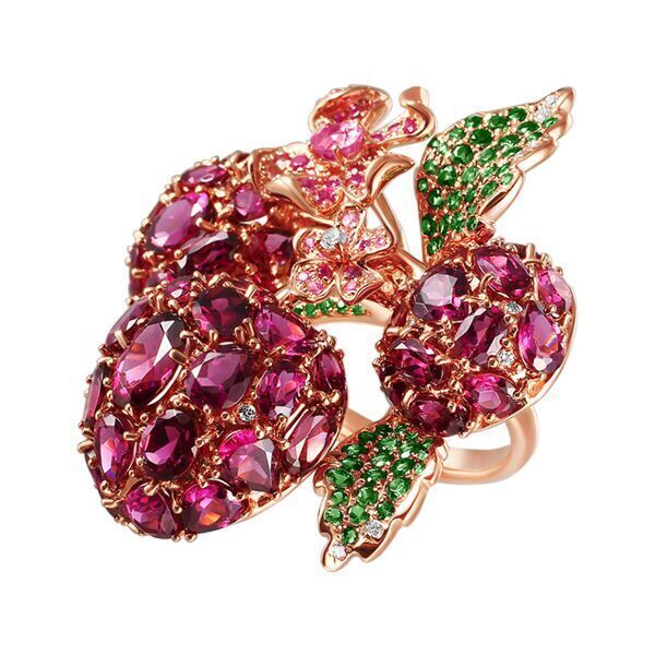 Кольцо из розового золота 585 пробы с родолитами, бриллиантами, сапфирами и цаворитами (17,5)