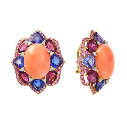 Серьги из золота 585 пробы с кораллами, бриллиантами, сапфирами, родолитами и танзанитами