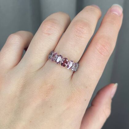 Кольцо из белого золота 585 пробы с шпинелью (17,5)