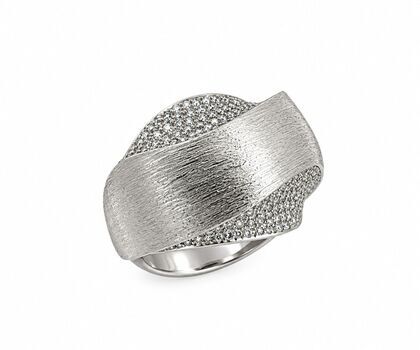 Кольцо из серебра 925 пробы с фианитами (18)