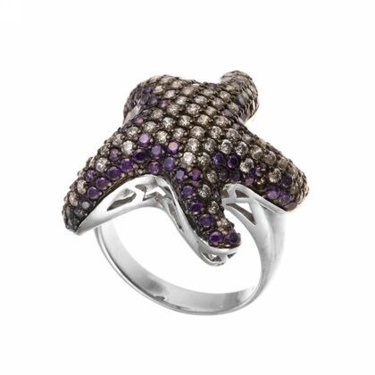 Кольцо из серебра 925 пробы с фианитами (17,75)
