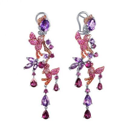 Серьги из белого золота 585 пробы с аметистами, бриллиантами, сапфирами и родонитами
