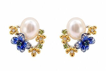 Серьги из серебра 925 пробы с перидотами, барочным жемчугом и фианитами