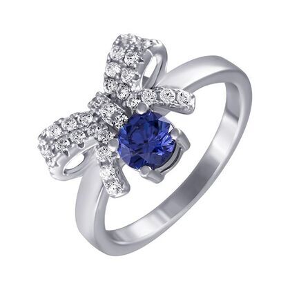 Кольцо из серебра 925 пробы с фианитами (18,5)